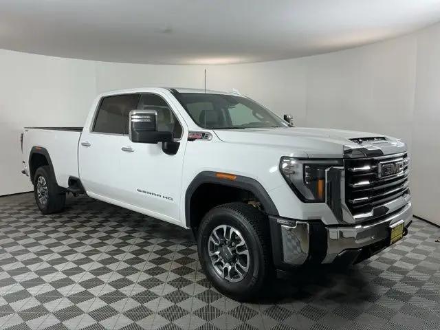 2025 GMC Sierra 3500HD Crew Cab, Long Bed, SLT DRW, 4WD