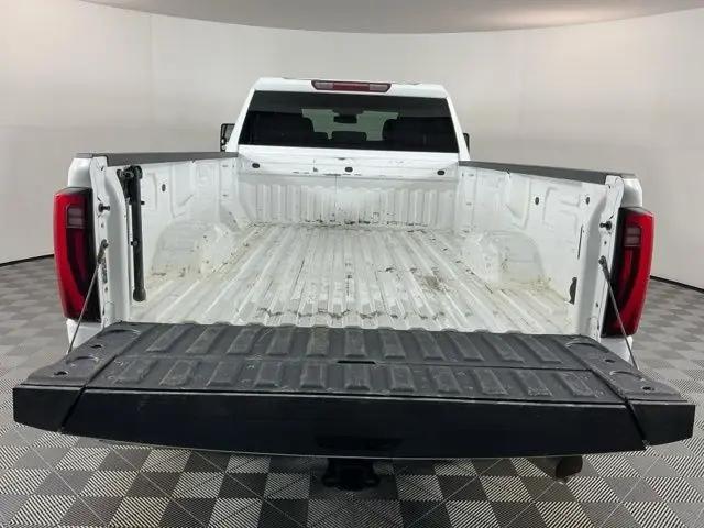 2025 GMC Sierra 3500HD Crew Cab, Long Bed, SLT DRW, 4WD