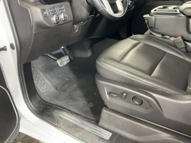 2025 GMC Sierra 3500HD Crew Cab, Long Bed, SLT DRW, 4WD