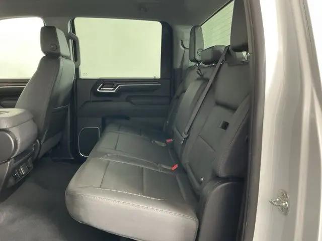 2025 GMC Sierra 3500HD Crew Cab, Long Bed, SLT DRW, 4WD