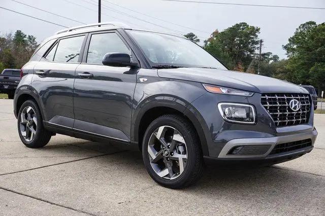 2026 Hyundai Venue SEL w/Two-Tone Roof