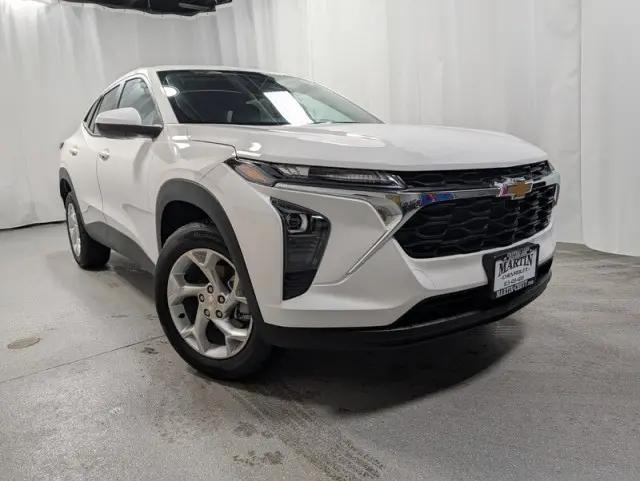 2026 Chevrolet Trax FWD LS