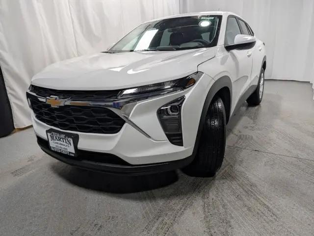 2026 Chevrolet Trax FWD LS