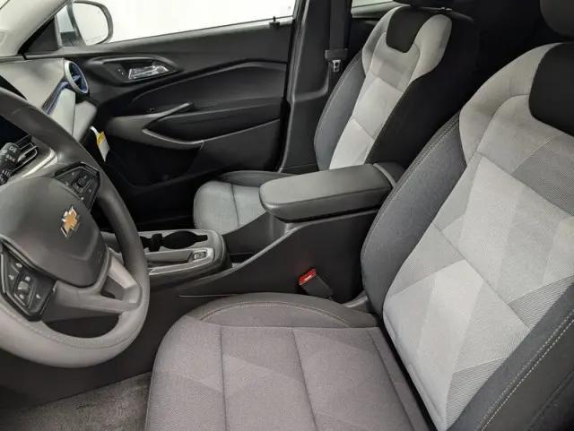 2026 Chevrolet Trax FWD LS