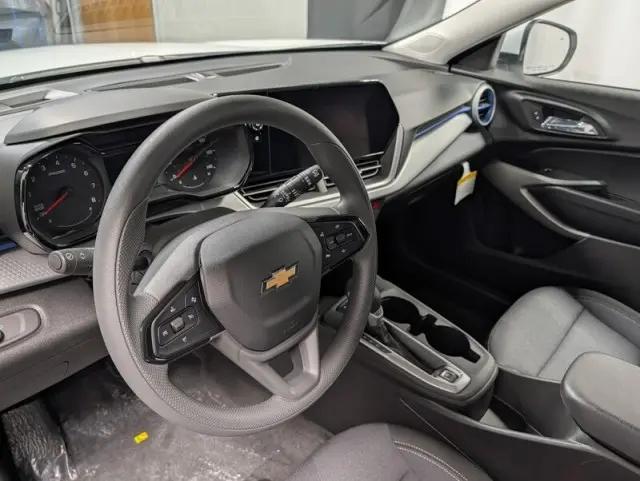 2026 Chevrolet Trax FWD LS