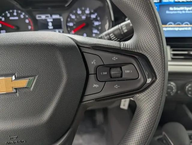 2026 Chevrolet Trax FWD LS