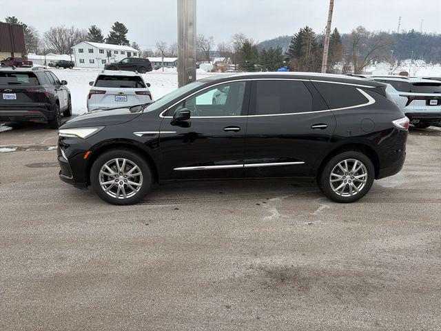 2022 Buick Enclave AWD Essence 2022 Buick Enclave AWD Essence