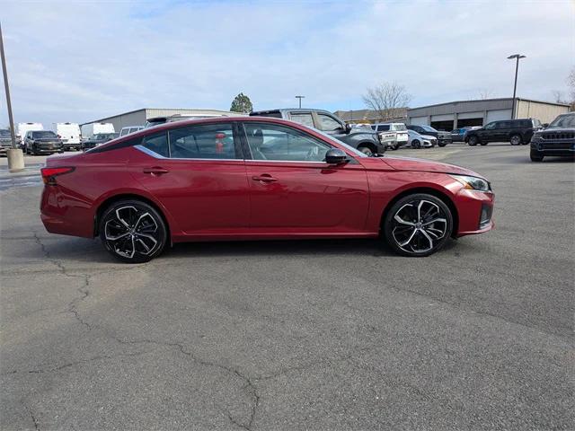 2024 Nissan Altima SR FWD