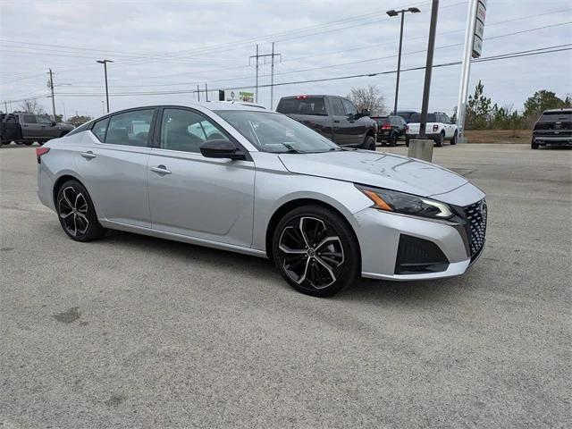 2024 Nissan Altima SR FWD