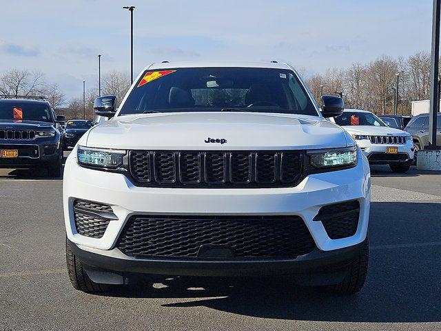 2022 Jeep Grand Cherokee Altitude 4x4