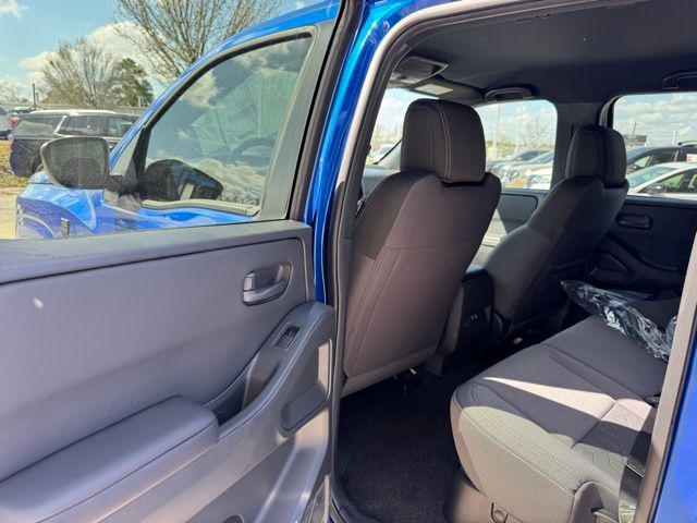 2026 Nissan Frontier Crew Cab SV 4x2