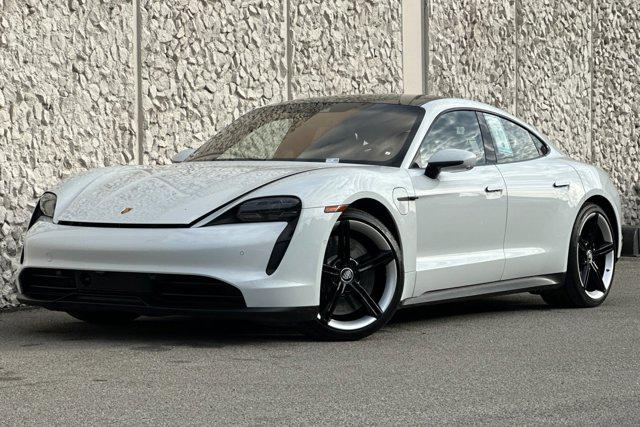 /2020 Porsche Taycan