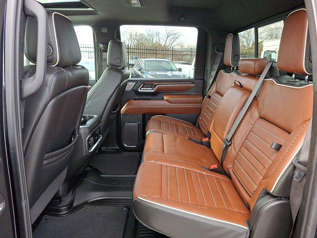2024 GMC Sierra 3500HD 4WD Crew Cab Standard Bed Denali Ultimate