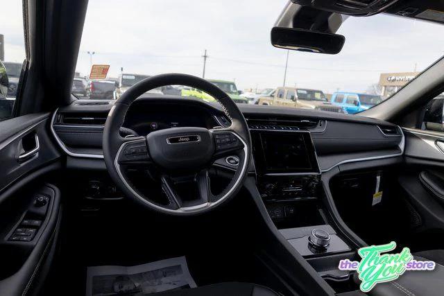 2025 Jeep Grand Cherokee L Altitude X 4x4