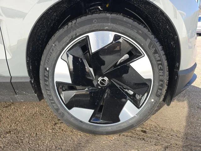 2026 Volvo EX30 Plus Twin Motor Performance, Fully electric