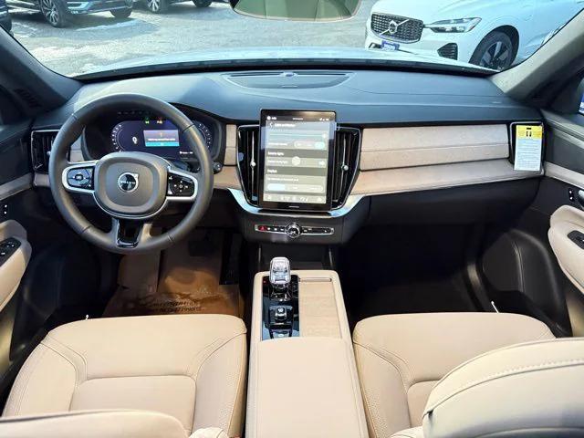 2026 Volvo XC90 B6 Plus 7-Seater