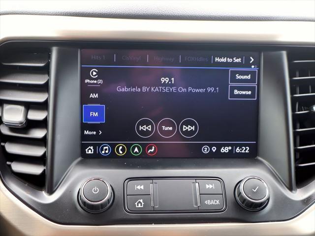 2022 GMC Acadia Denali
