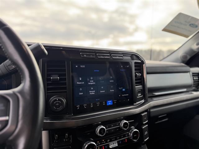 2023 Ford F-250 LARIAT
