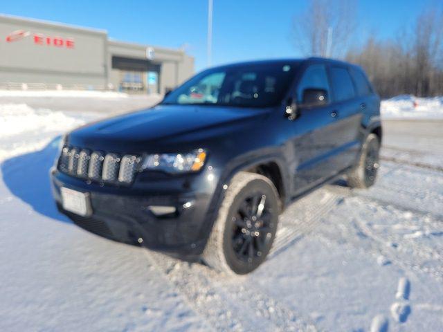 2021 Jeep Grand Cherokee Laredo X 4x4