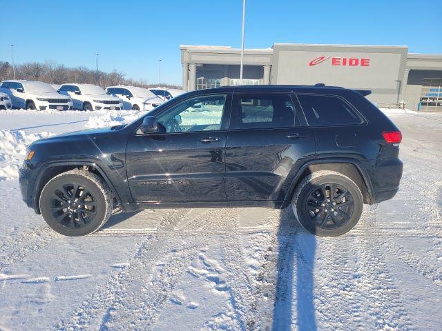 2021 Jeep Grand Cherokee Laredo X 4x4