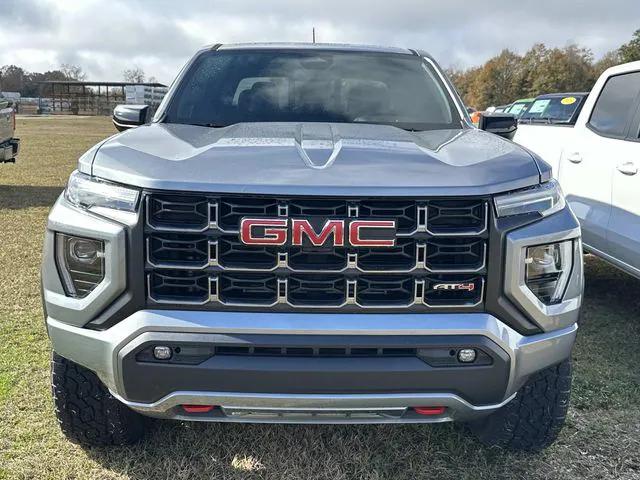 2024 GMC Canyon 4WD AT4