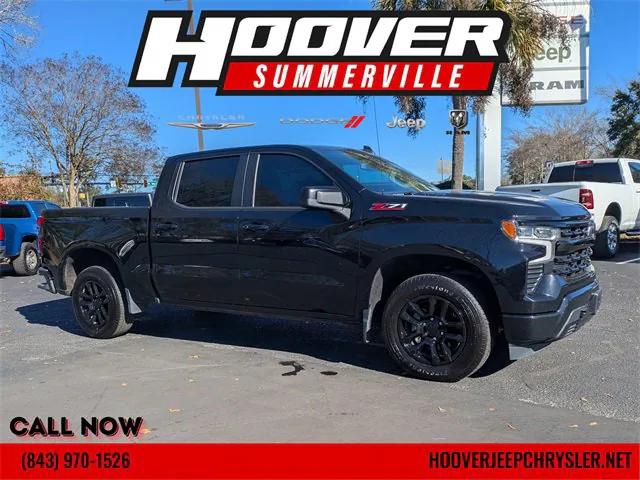 2022 Chevrolet Silverado 1500 4WD Crew Cab Short Bed RST