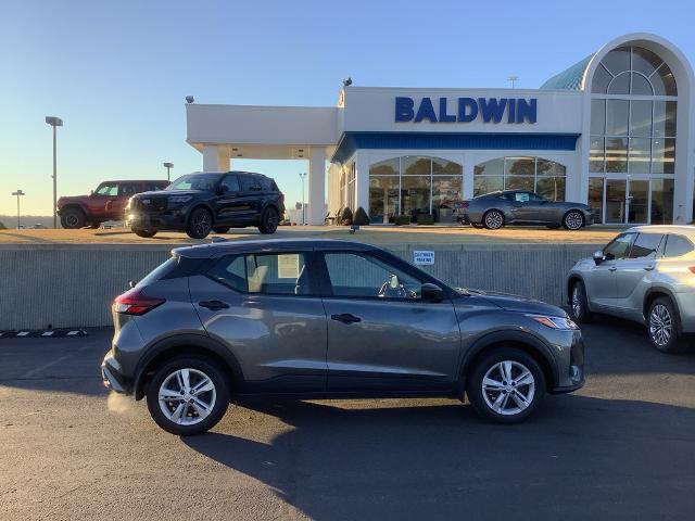 2024 Nissan Kicks S Xtronic CVT