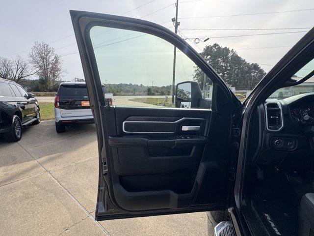 2024 Ram 2500 Big Horn Crew Cab 4x4 6'4" Box