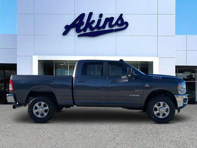 2022 RAM 2500 Big Horn Crew Cab 4x4 64 Box