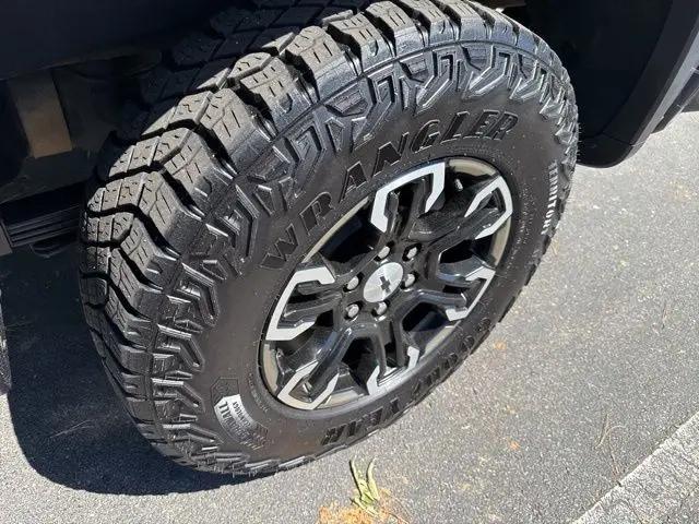2024 Chevrolet Silverado 1500 4WD Crew Cab Short Bed ZR2