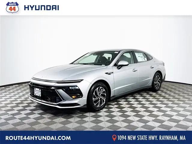 2026 Hyundai Sonata Hybrid Blue for sale in Raynham, MA