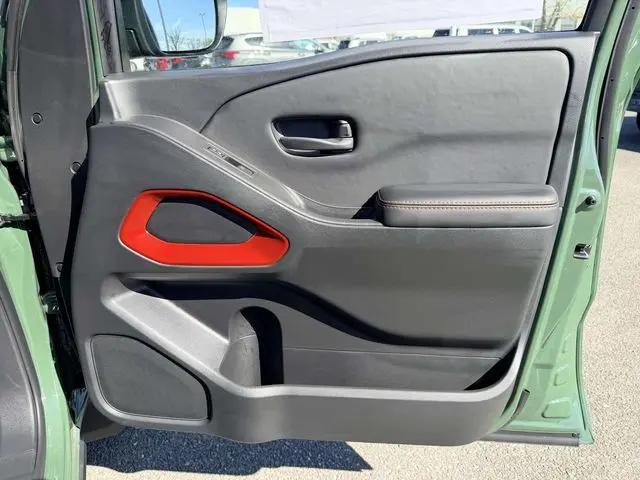 2026 Nissan Frontier Crew Cab PRO-4X 4x4