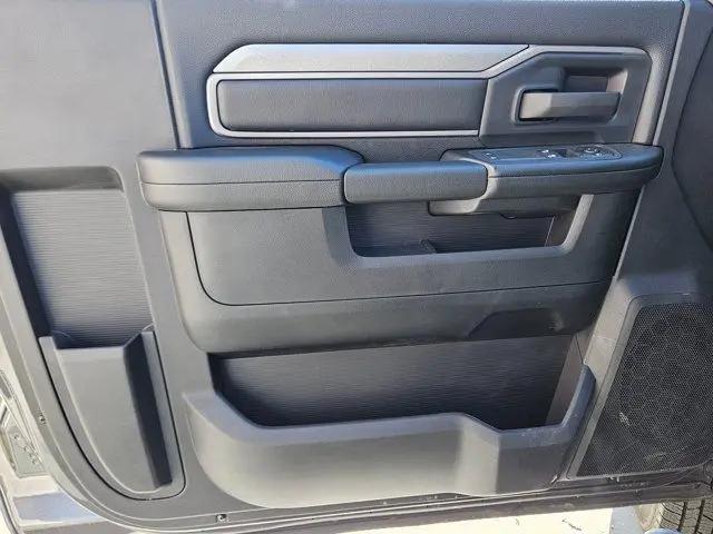 2026 Ram 3500 Tradesman/Big Horn
