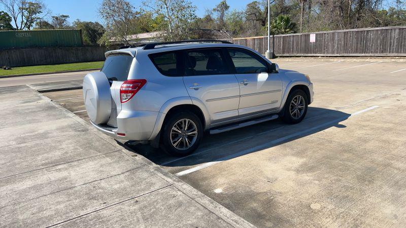 2009 Toyota RAV4 Limited V6