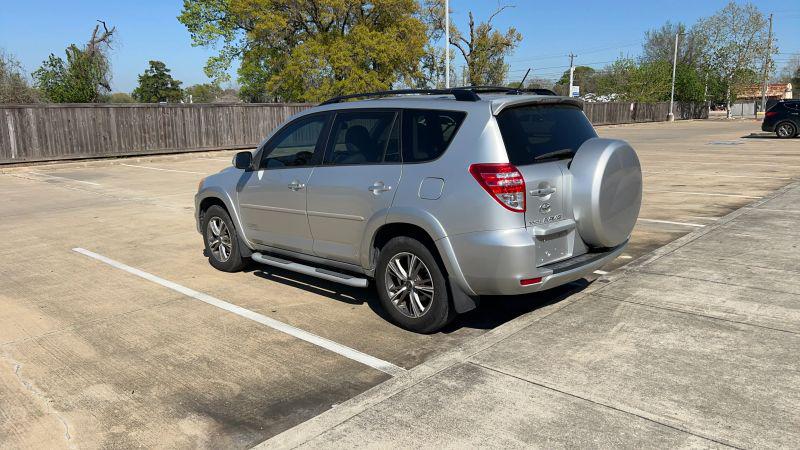 2009 Toyota RAV4 Limited V6