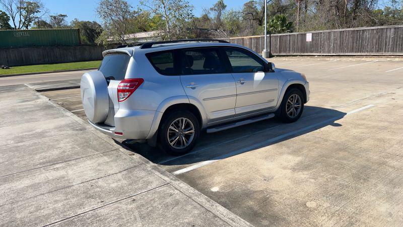 2009 Toyota RAV4 Limited V6