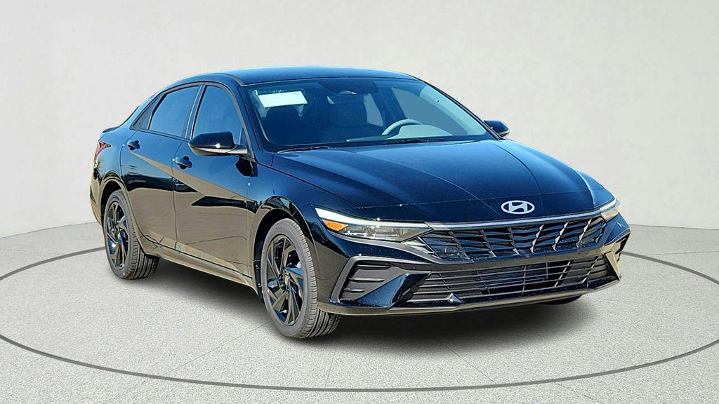 2026 Hyundai Elantra 2.0 SEL Sport IVT's photo