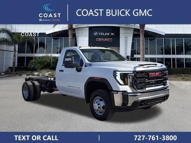 2026 GMC Sierra 3500HD Pro