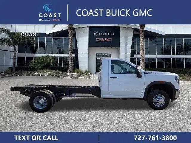 2026 GMC Sierra 3500HD Pro