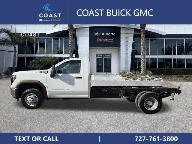 2026 GMC Sierra 3500HD Pro