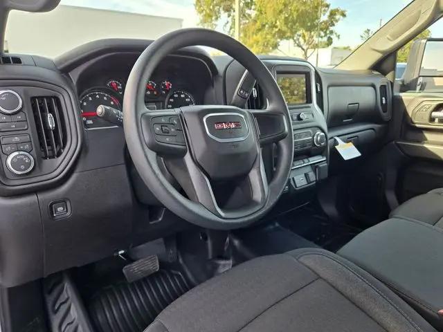 2026 GMC Sierra 3500HD Pro