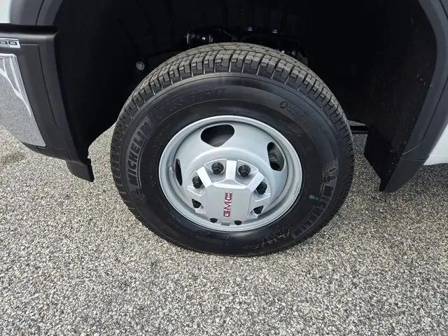 2026 GMC Sierra 3500HD Pro
