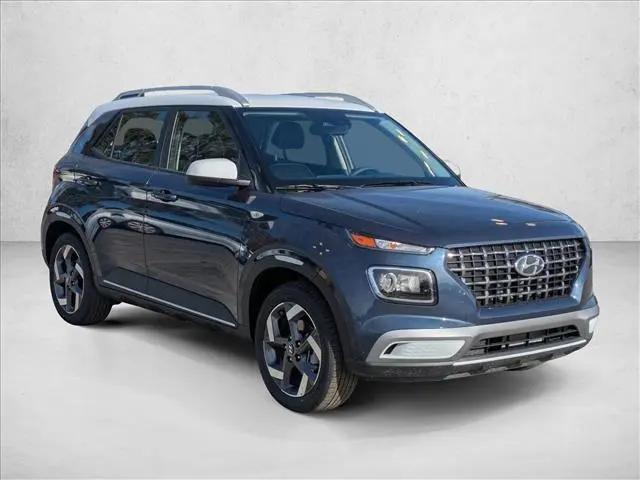 2026 Hyundai Venue SEL w/Two-Tone Roof