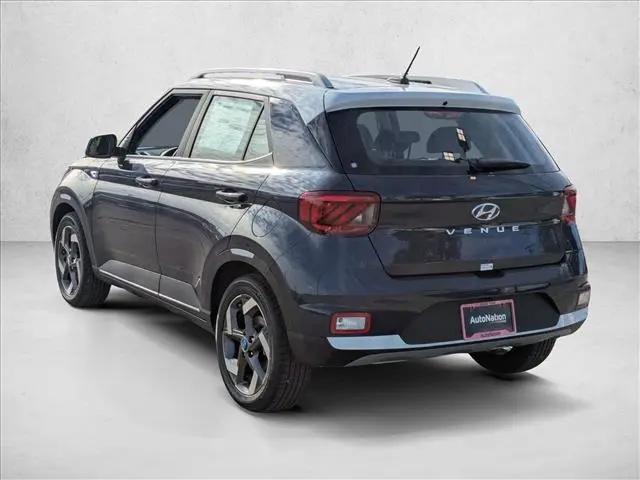 2026 Hyundai Venue SEL w/Two-Tone Roof