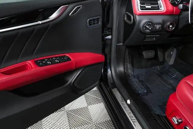 2023 Maserati Ghibli Modena Q4