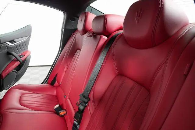 2023 Maserati Ghibli Modena Q4