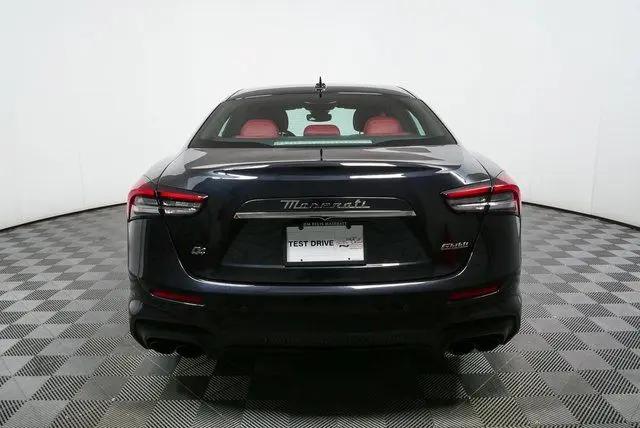 2023 Maserati Ghibli Modena Q4