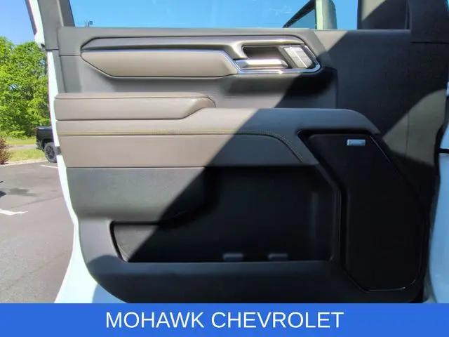 2024 Chevrolet Silverado 2500HD 4WD Crew Cab Standard Bed ZR2