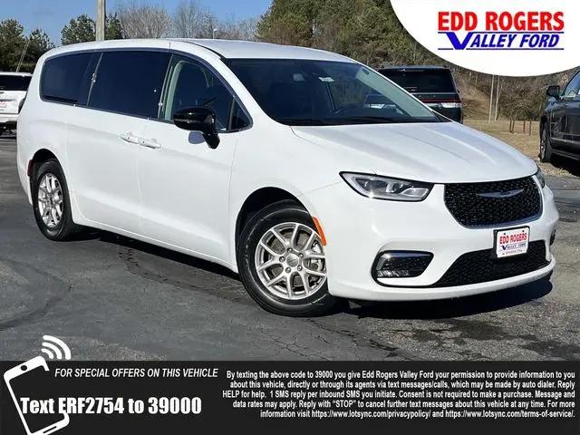 2024 Chrysler Pacifica Touring L for sale in Sparta, TN