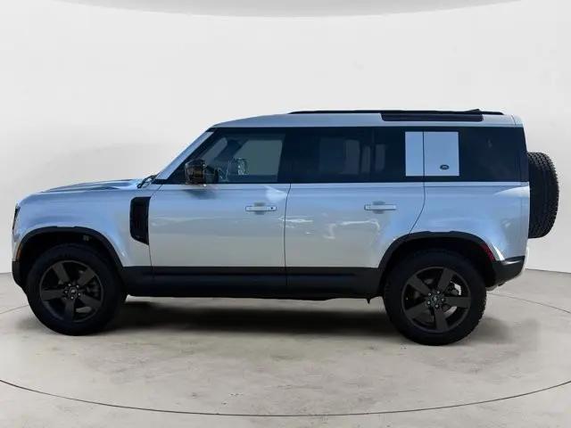 2023 Land Rover Defender 110 S